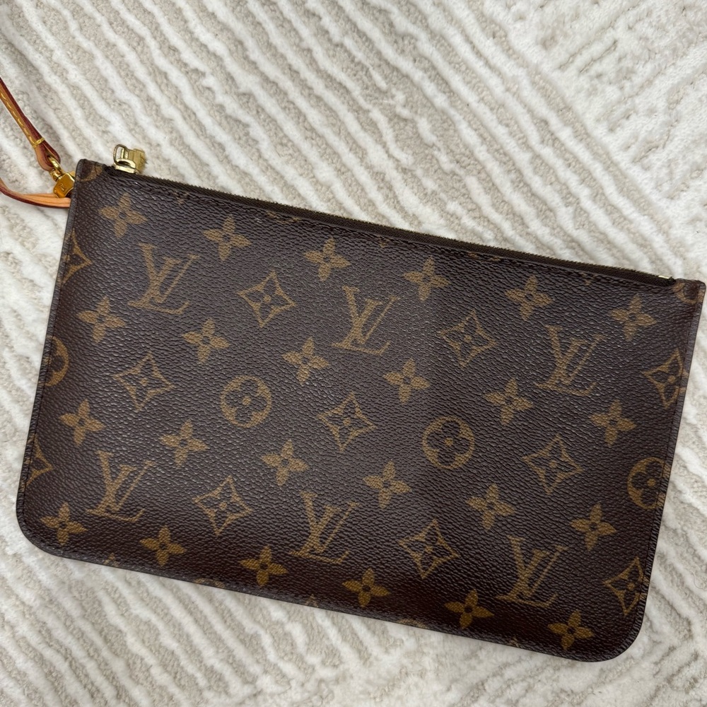 Authentic Louis Vuitton Neverfull GM Pochette